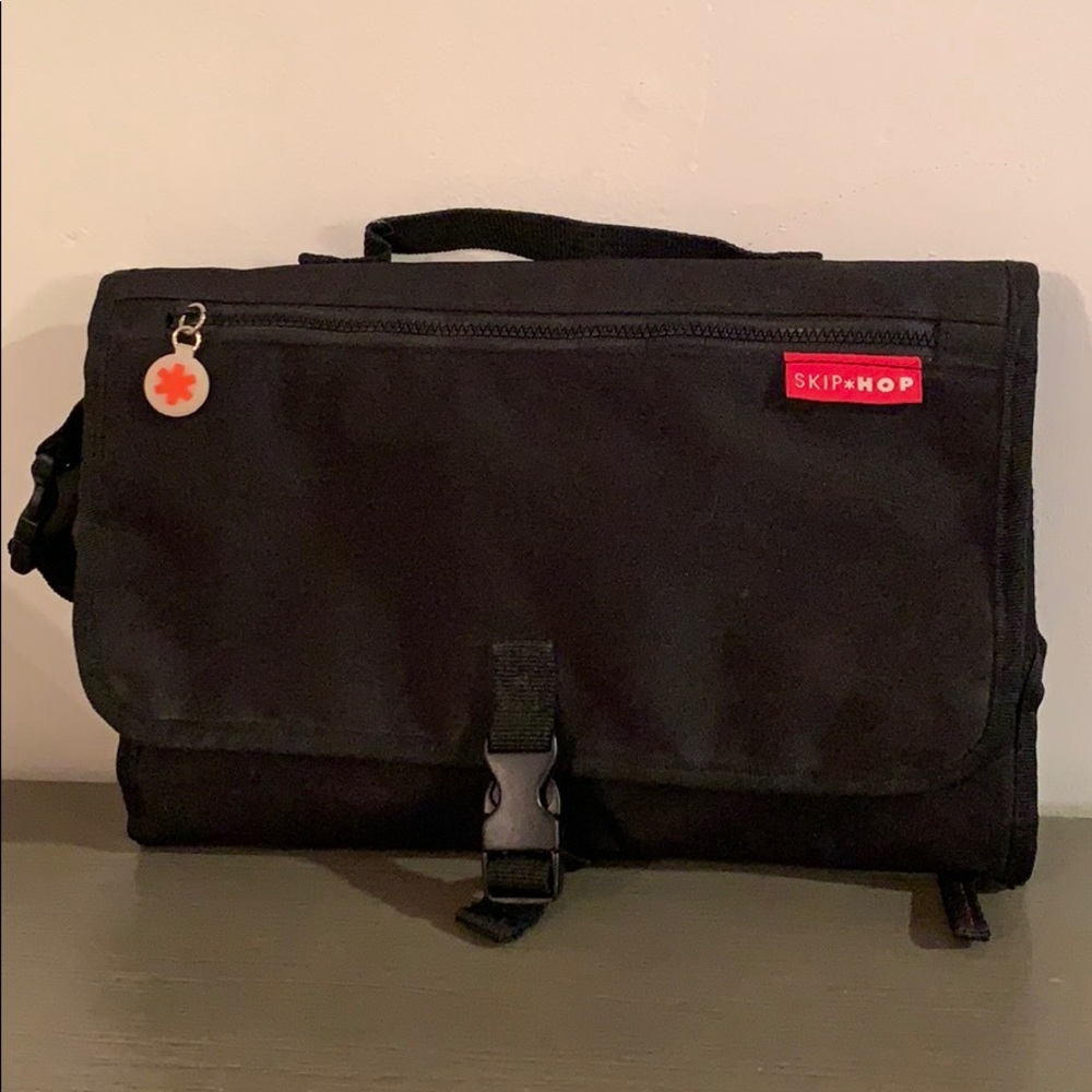Skip hop travel diaper bag